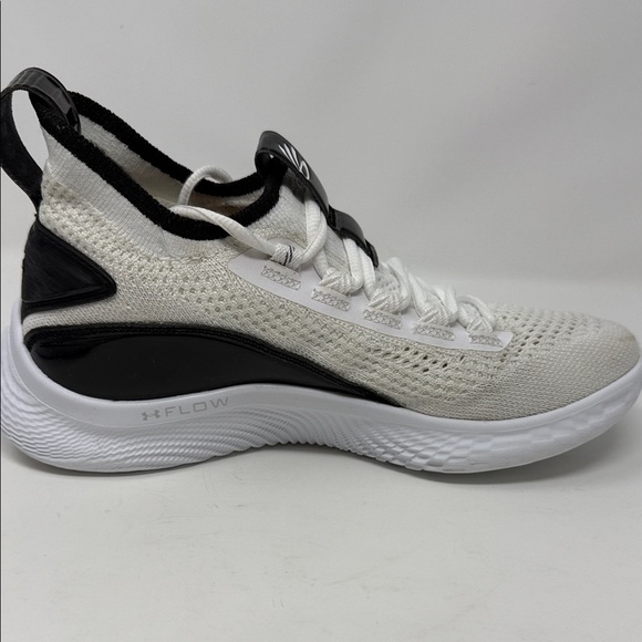 Under Armour Team Curry White Black Sneakers size 5.5 - Picture 2 of 9